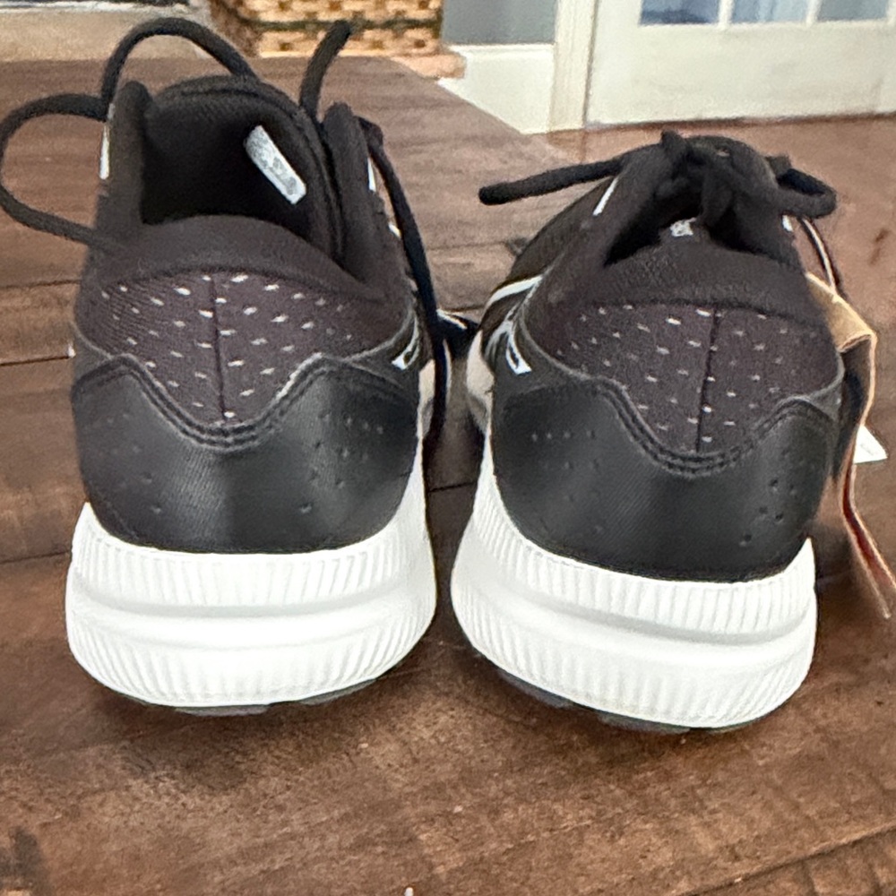 ASICS Black and White Athletic Sneakers men’s 9.5 - Picture 6 of 7